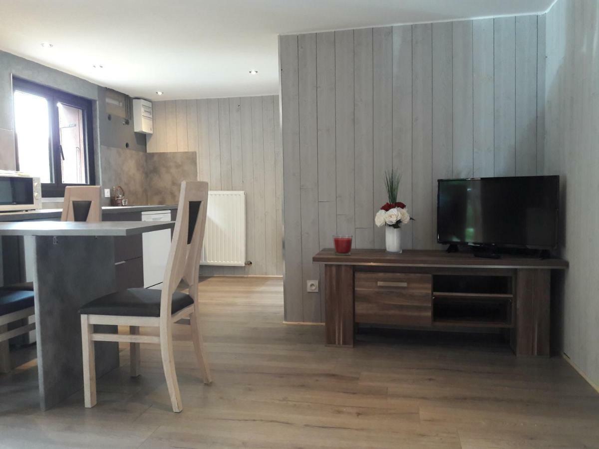 Les Massonnat Apartamento Aix-les-Bains Exterior foto
